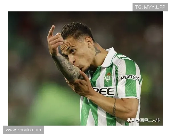 西媒：曼联降低安东尼转会要价至3500万欧元 高薪仍是交易障碍